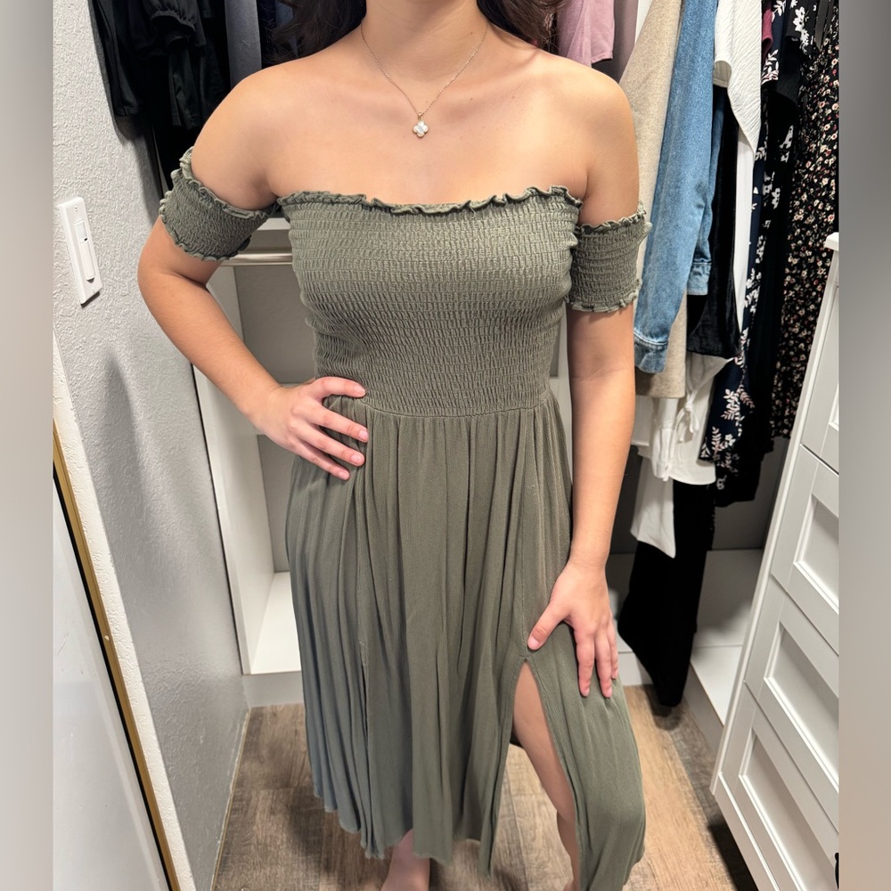 Lulu’s off-the-shoulder olive dress